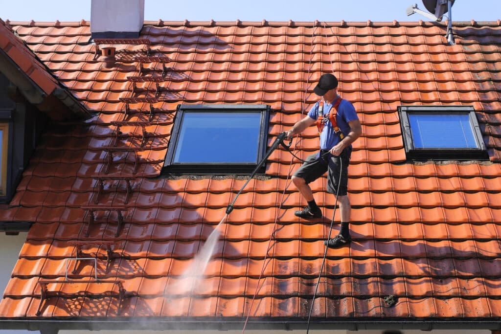 eco-demoussage-nettoyage-toiture-karcher